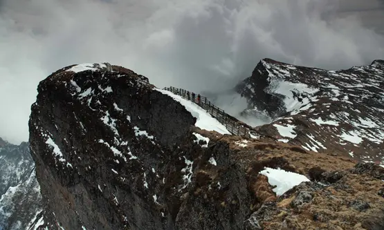 轎子雪山